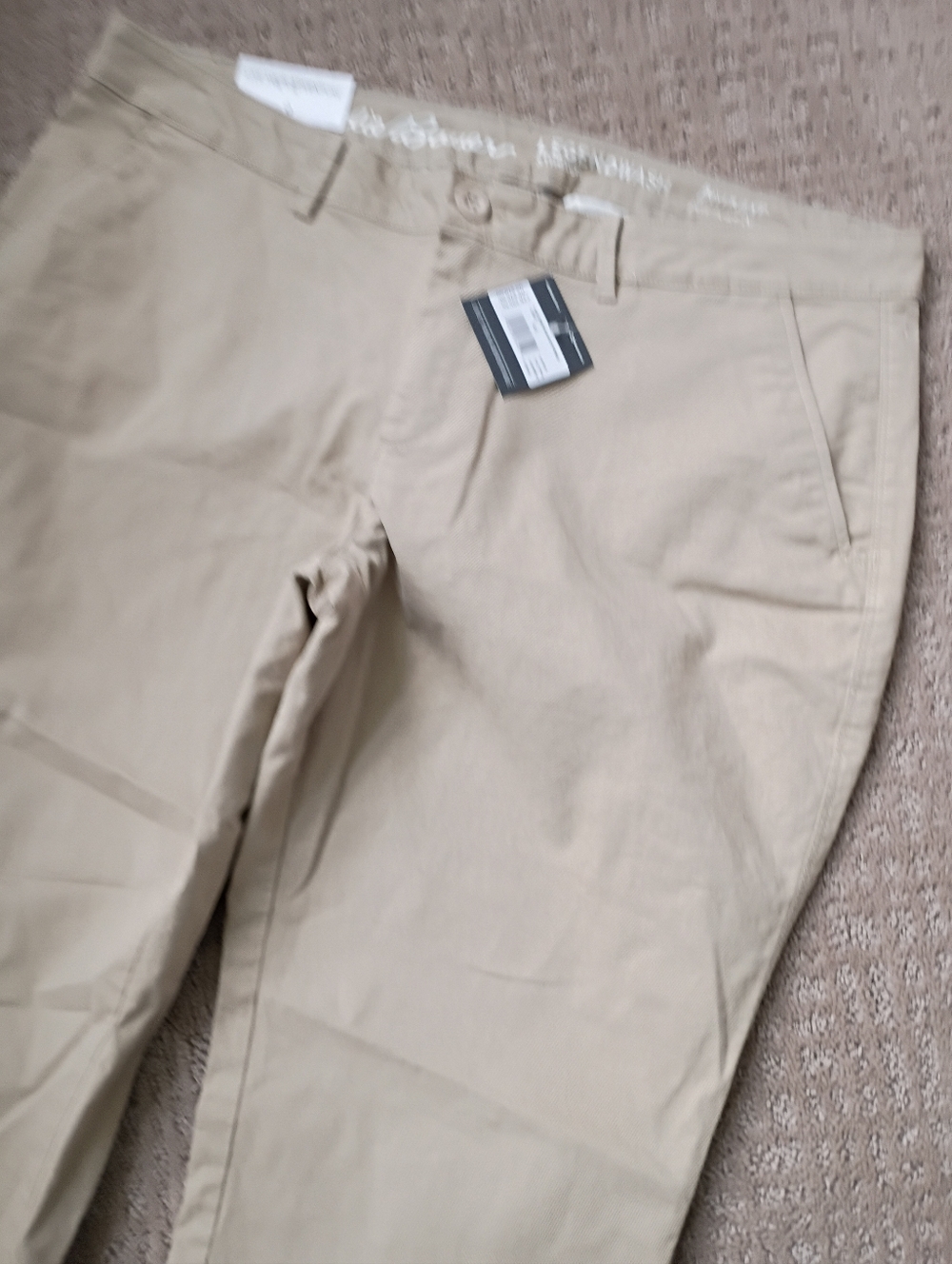 Eddie Bauer Women's Legend Wash Boyfriend  Khaki Pants - Picture 3 of 8